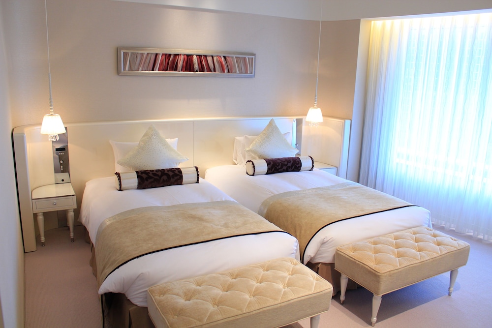 Royal Suite, Non Smoking (60.8sqm) photo 2