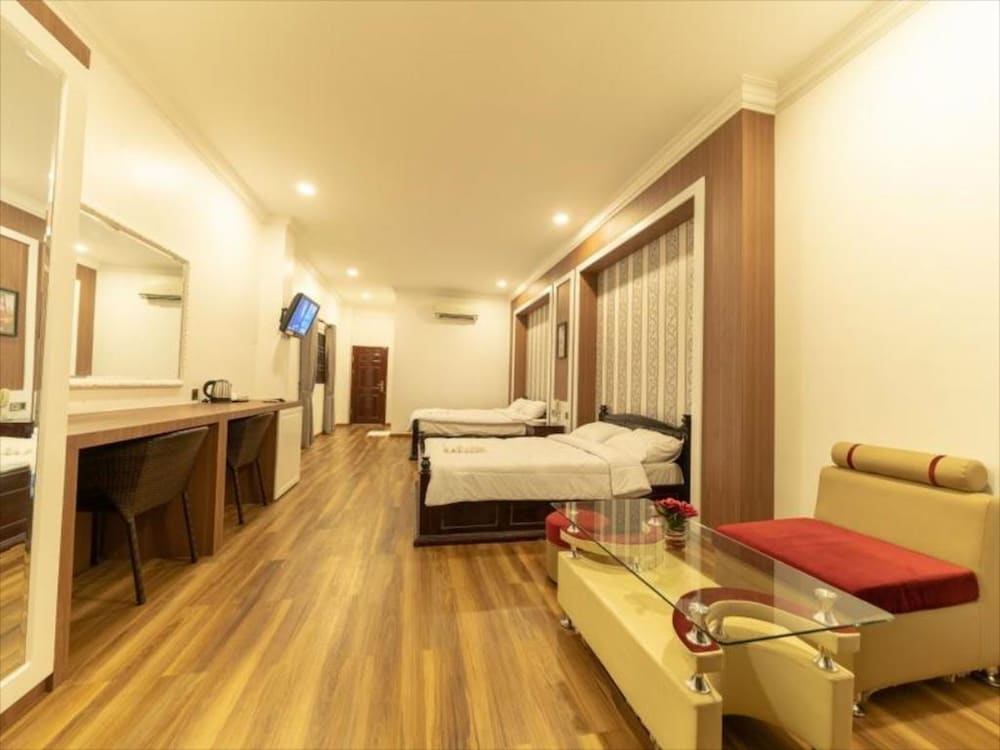 VIP Room, River View photo 3