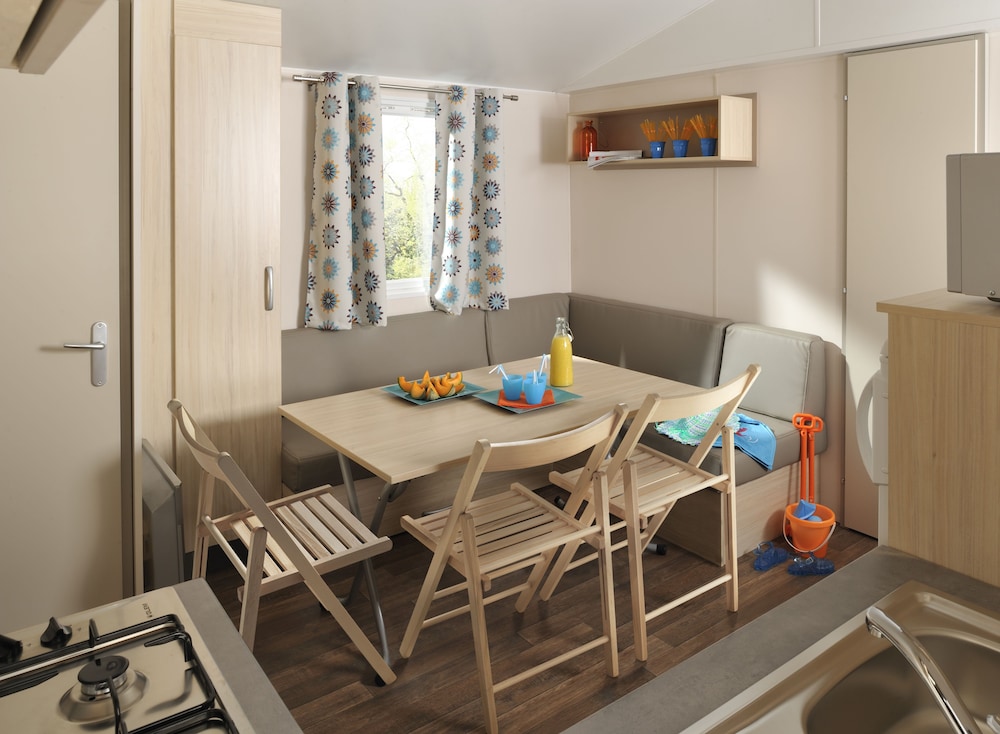 Mobile Home (6/8 pers.) photo 3