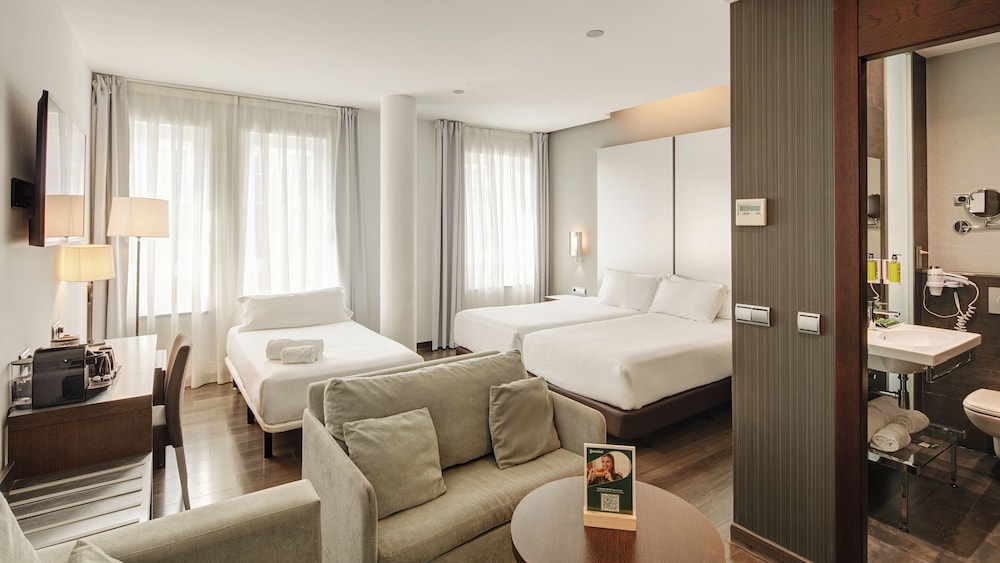 Superior Twin Room - Photo 3