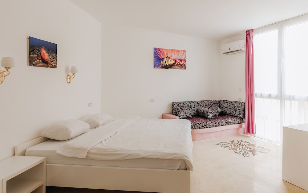 City Triple Room (2 + 1 room) - Photo 5