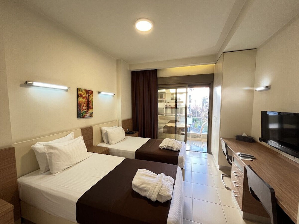 Business Double or Twin Room photo 1