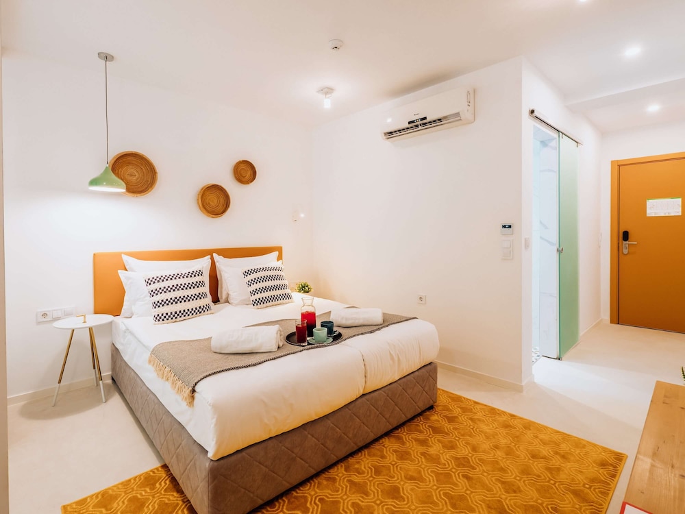 Standard Room, 1 Double Bed - Photo 4