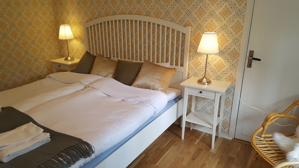 Family Apartment, 2 Bedrooms, Garden Area photo 3
