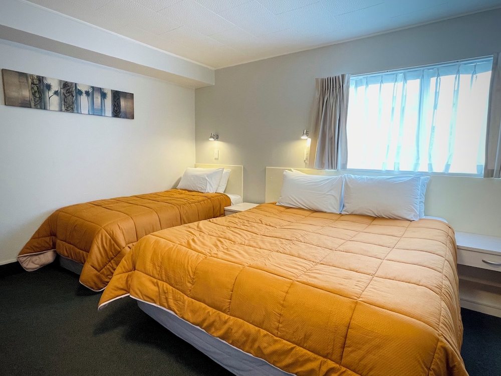 One Bedroom King Twin Suite - Prepaid - Photo 1