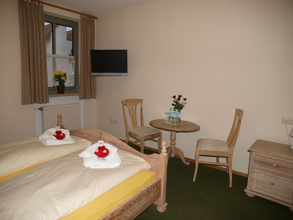 Double or Twin Room photo 1