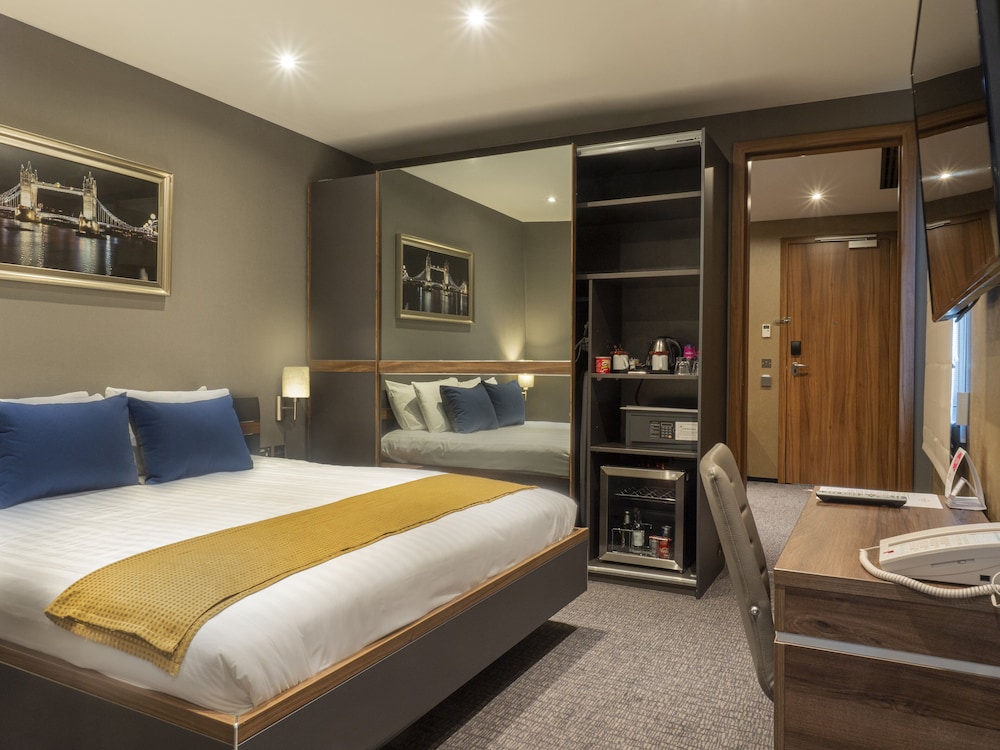 Premium Room, 1 Double Bed, River View - Photo 3