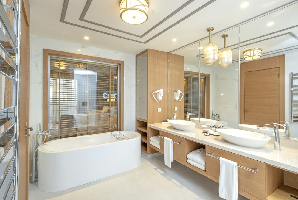 Junior Suite, Sea View - Photo 3