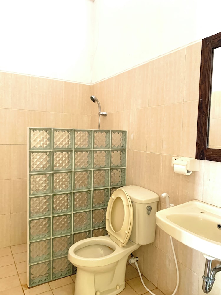 Deluxe Double or Twin Room photo 2