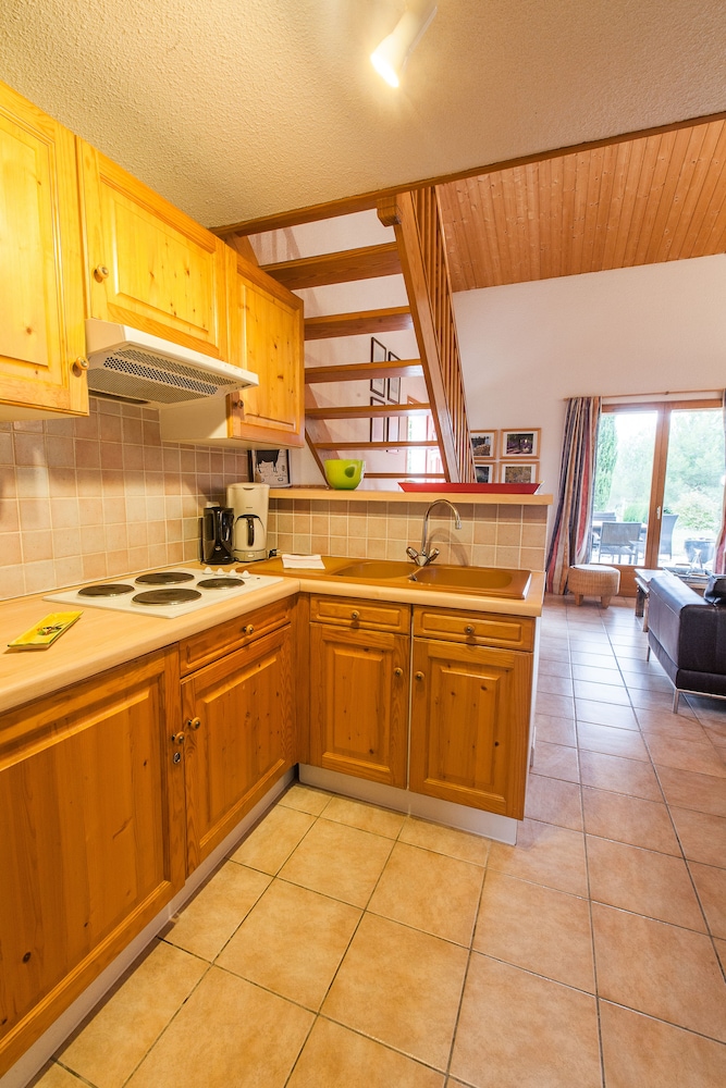 Comfort Villa, 3 Bedrooms photo 3