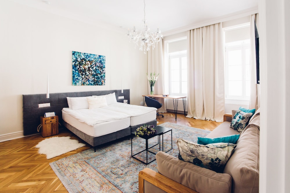 Grand Double Room photo 1