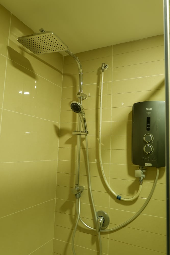 Deluxe Studio Suite photo 2