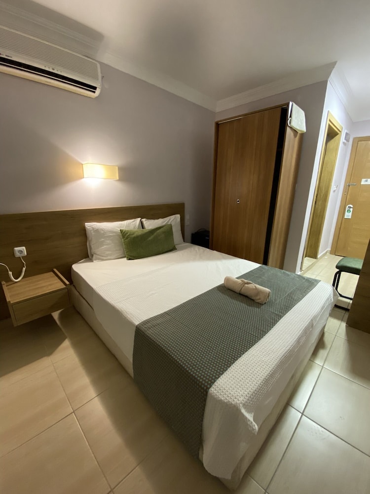 Camera Comfort con letto matrimoniale o 2 letti singoli, 1 letto matrimoniale o 2 letti singoli