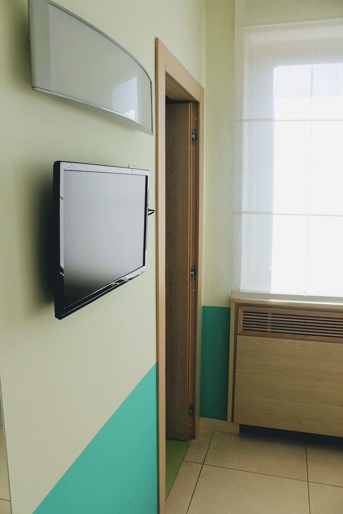 Standard Double or Twin Room photo 3