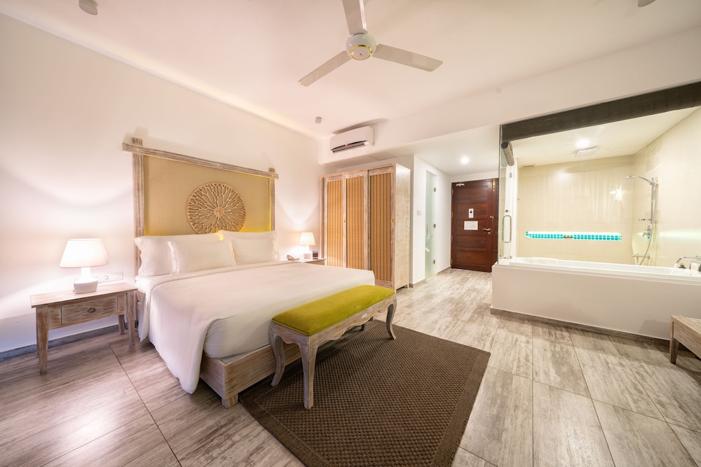 Super Deluxe Room