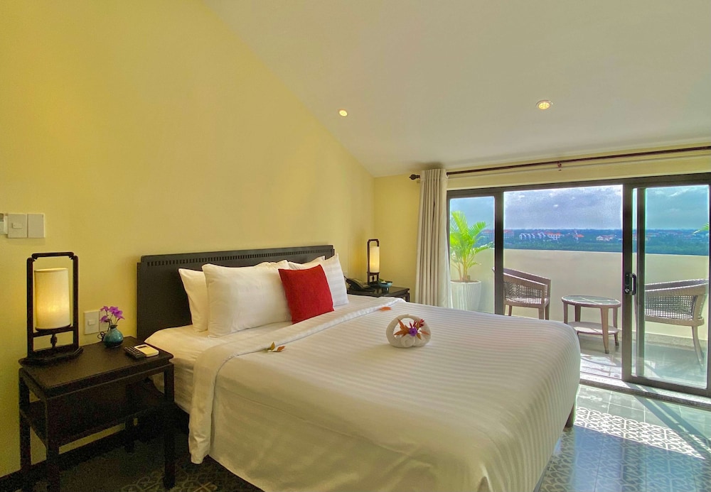 Deluxe Room, 1 Queen Bed, Balcony (Rooftop Room, Riverside View) - Photo 1