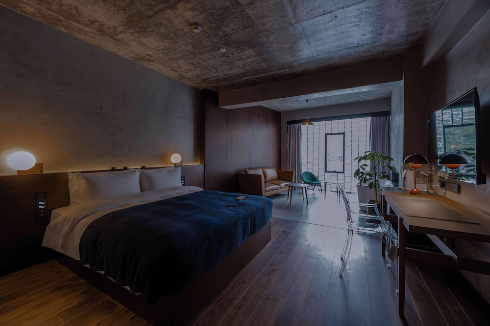 Premier Room