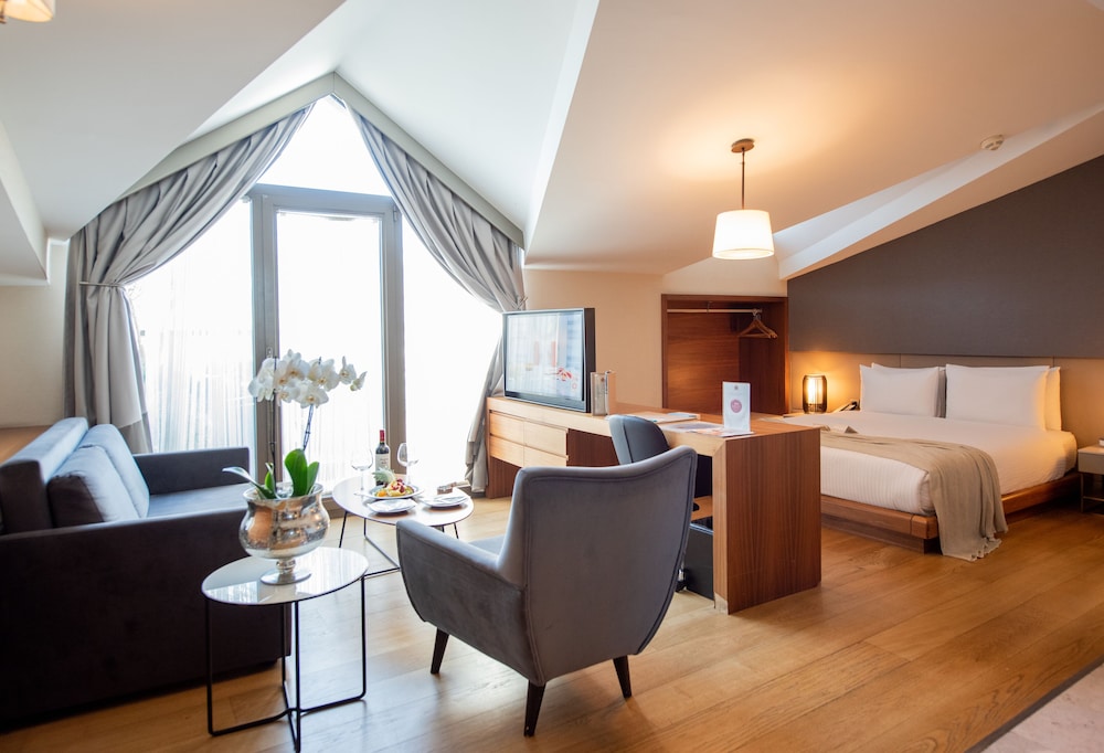 Superior Double Room, 1 Bedroom, Smoking photo 1