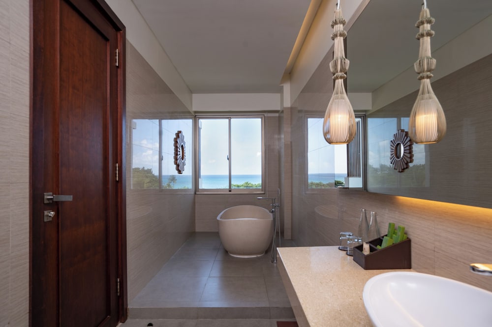 Deluxe Room, Ocean View