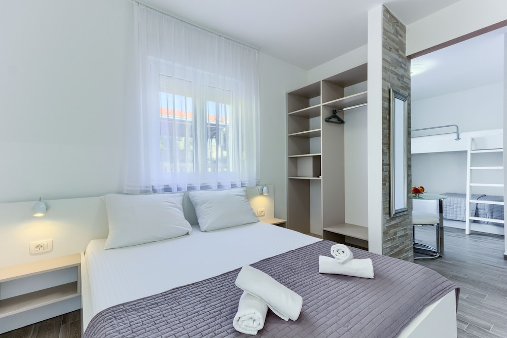 Comfort Studio, Balcony, Garden View