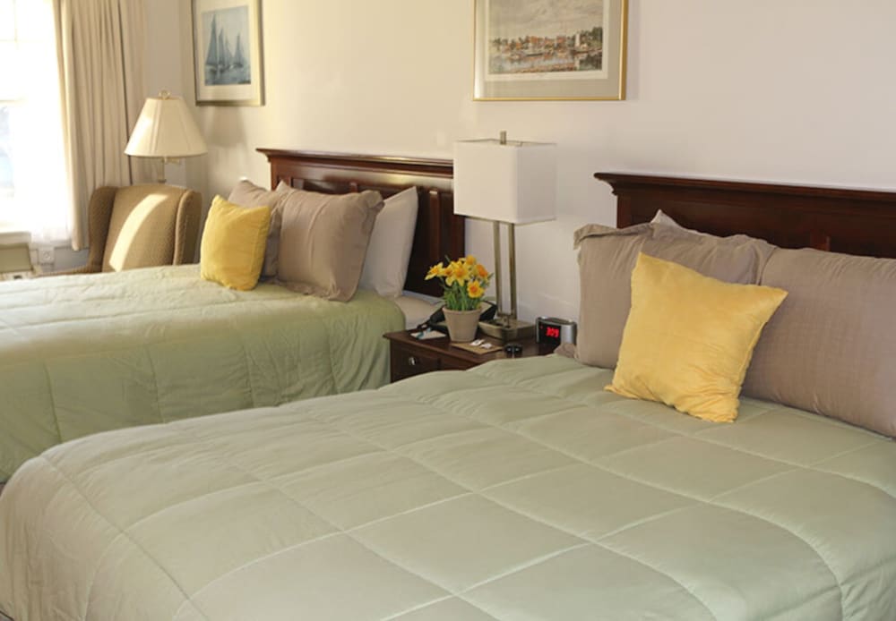 2 Queen Beds, 1st Floor, Dog Friendly