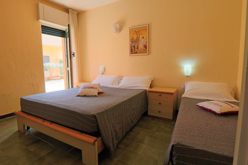 Duplex, 3 Bedrooms (126)