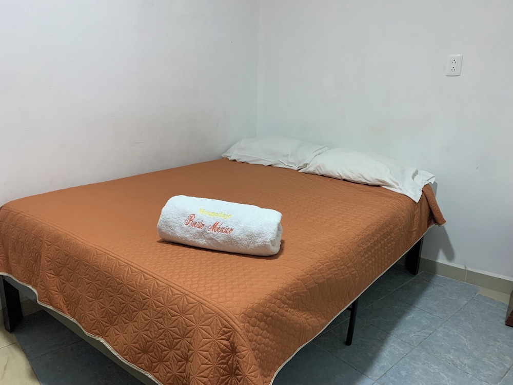 Economy Single Room, Private Bathroom