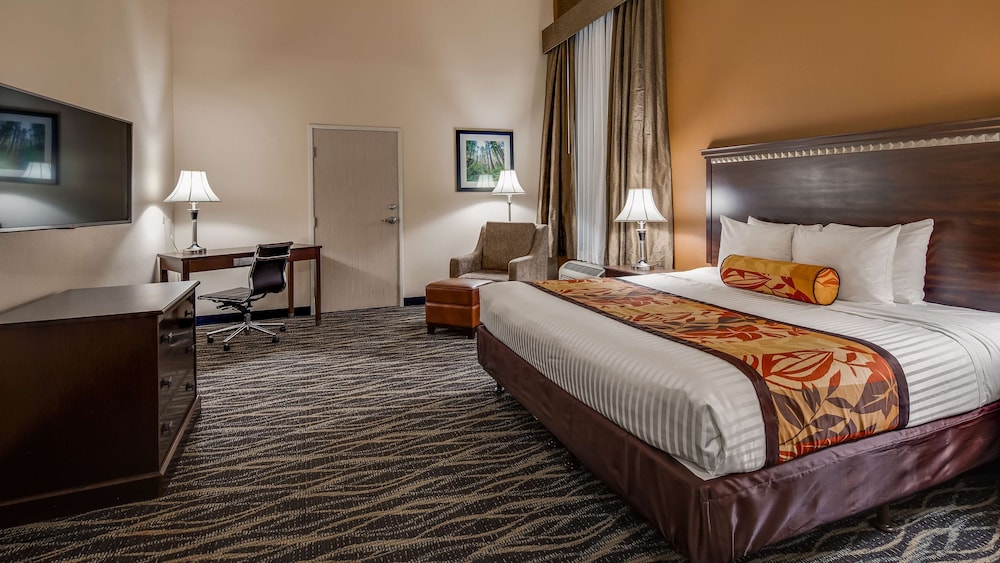 Suite, 1 King Bed, Non Smoking, Refrigerator & Microwave (Theme Room;with Sofabed) - Photo 2