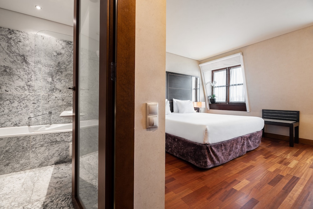 Triple Room - Photo 2