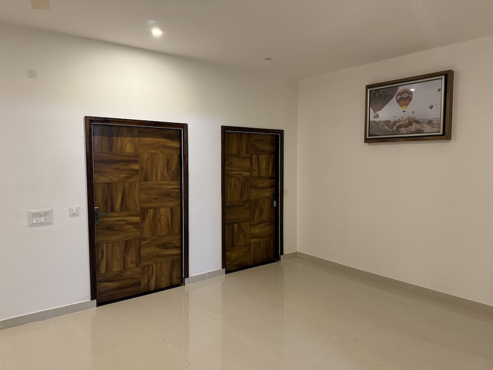 Luxury Room photo 2