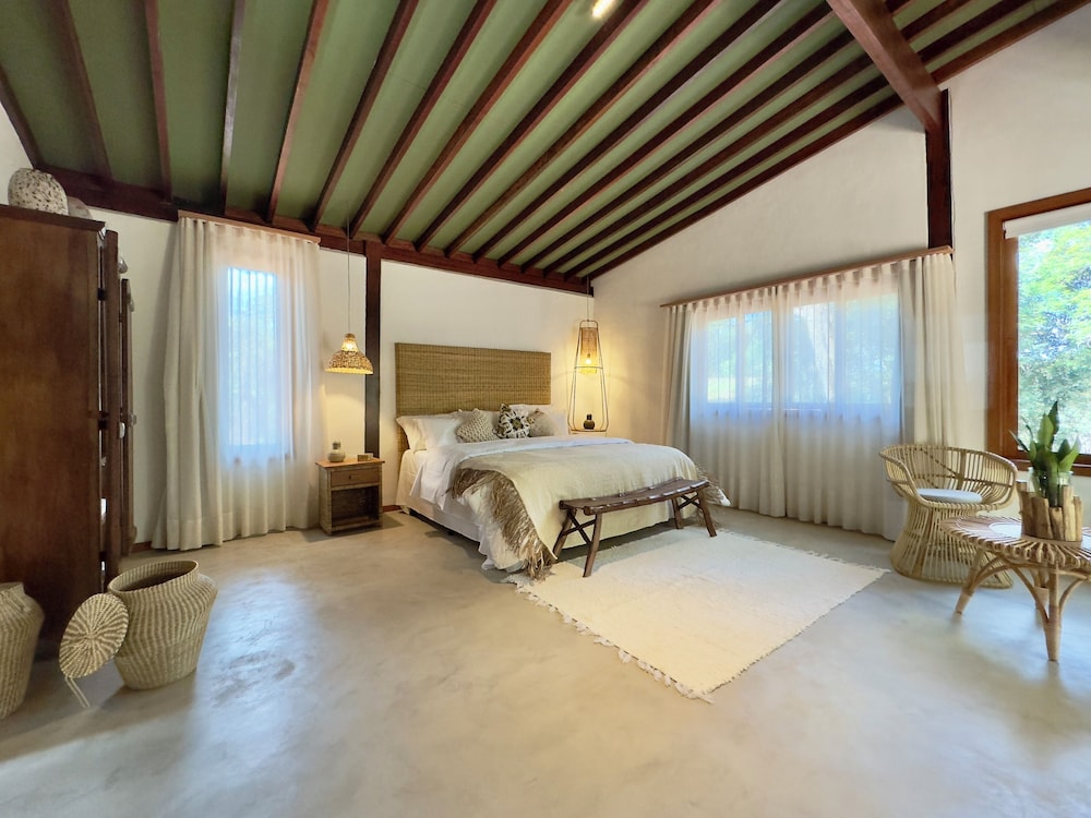 Deluxe Cabin, Balcony