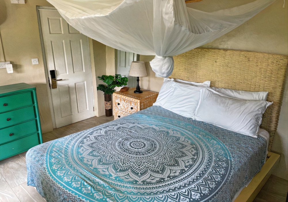 Panoramic Room - Photo 1