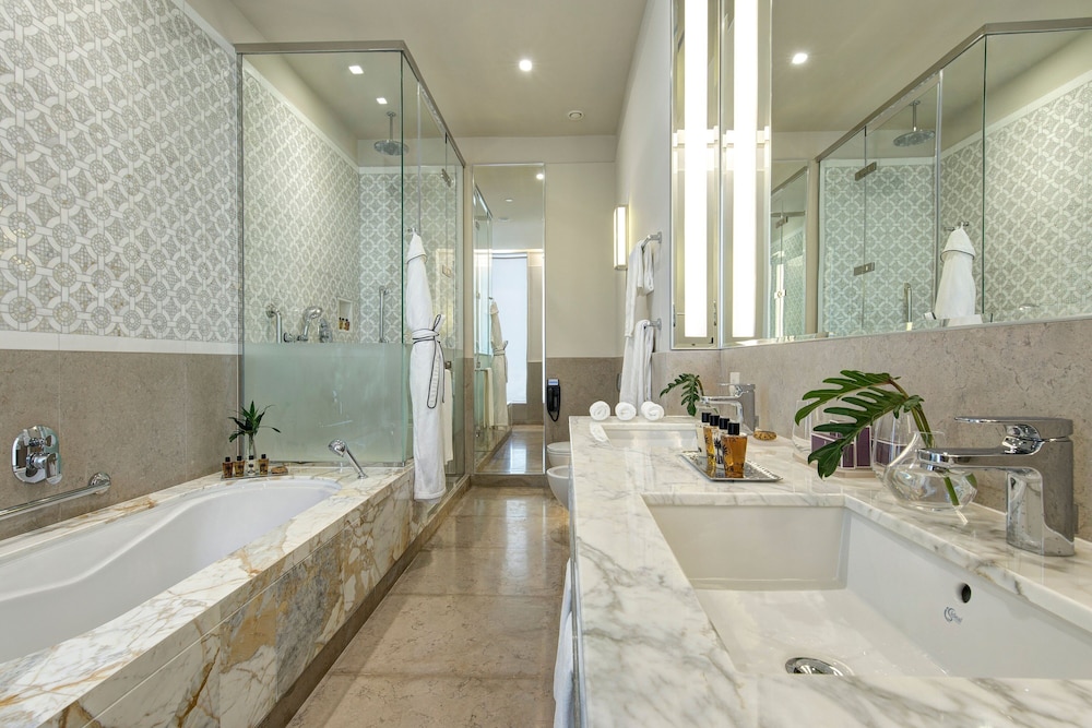 Panoramic Suite, 1 Bedroom thumbnail 6