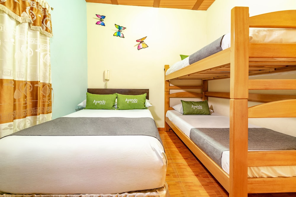 Superior Quadruple Room photo 3