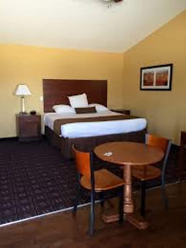 Comfort Room, 1 King Bed