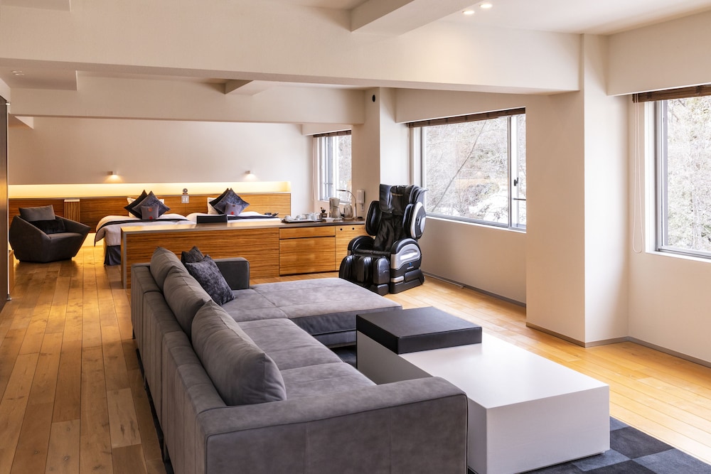 Executive Suite, Non Smoking, Bathtub (Adult Only) 【Not Available For 1 Person】 photo 3