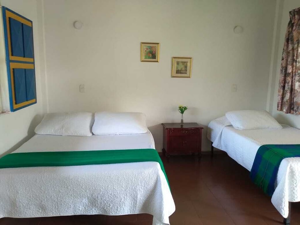 Family Triple Room, Garden View photo 2