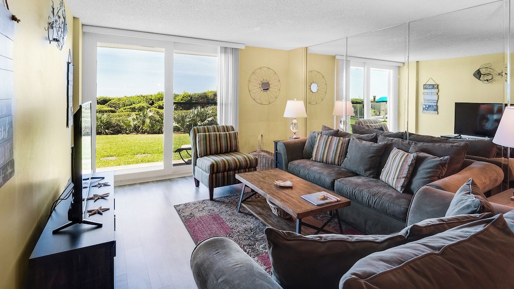 Condo, Multiple Beds, Patio, Ocean View (Beachcrest 103) photo 1