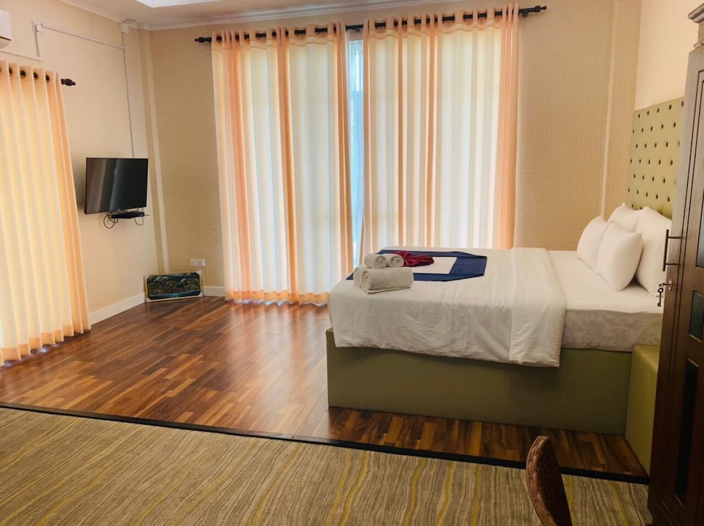 Deluxe Double Room photo 3