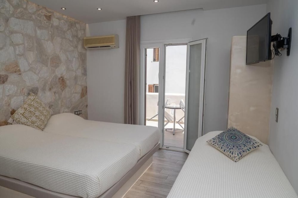 Junior Studio Suite, Balcony photo 1