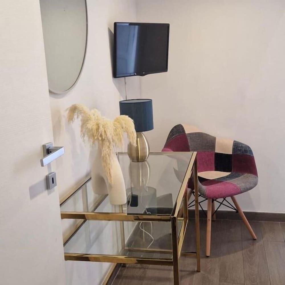 Apartment, 2 Bedrooms, Balcony, City View