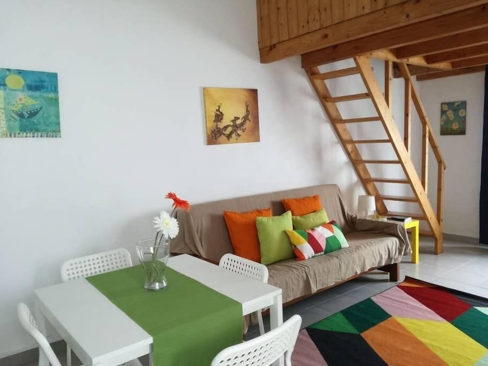 House, 2 Bedrooms