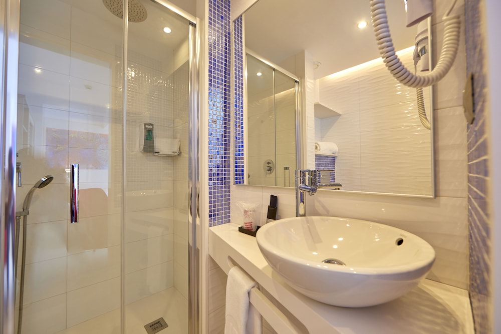 Single Room, Balcony photo 3