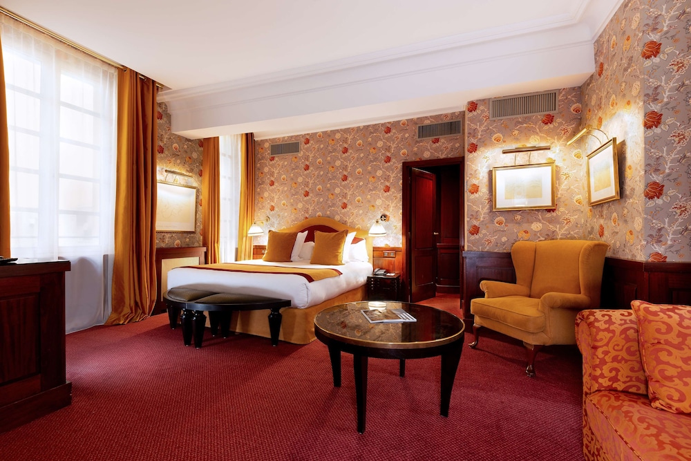Exclusive Room, 1 King Bed, Non Smoking - Photo 1