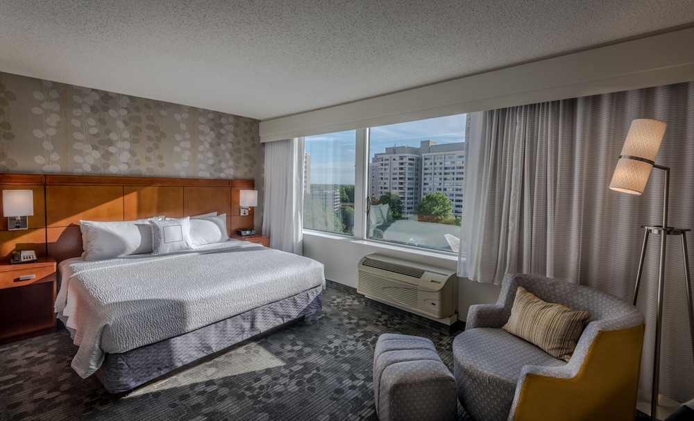 Room, 2 Queen Beds (Hearing Accessible) photo 1