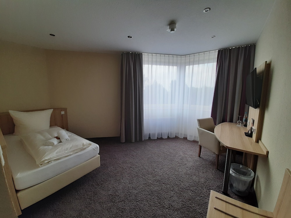 Business Single Room