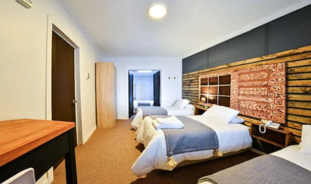 Basic Double Room, 2 Twin Beds, Non Smoking photo 1