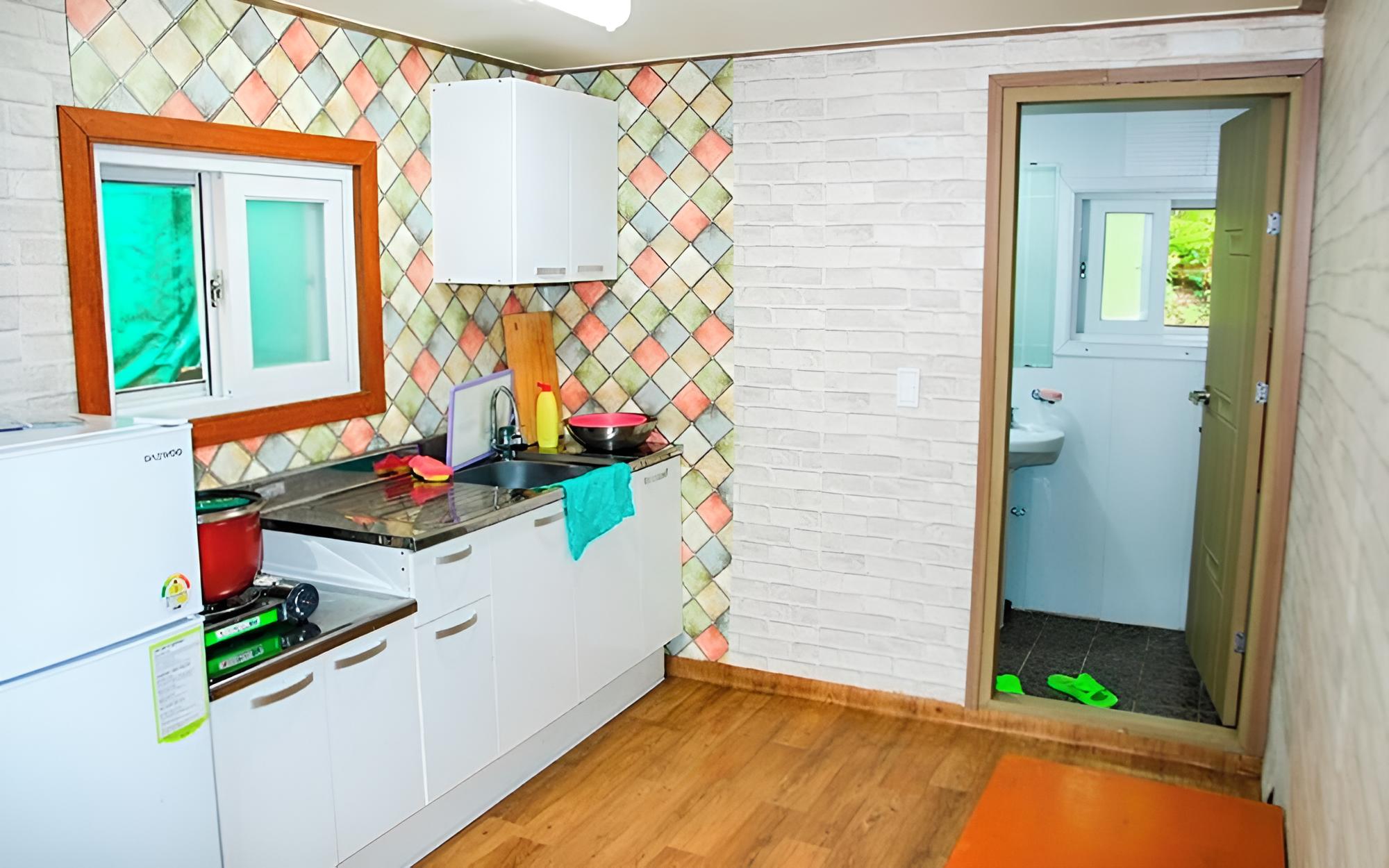 Room (Room 13) photo 2