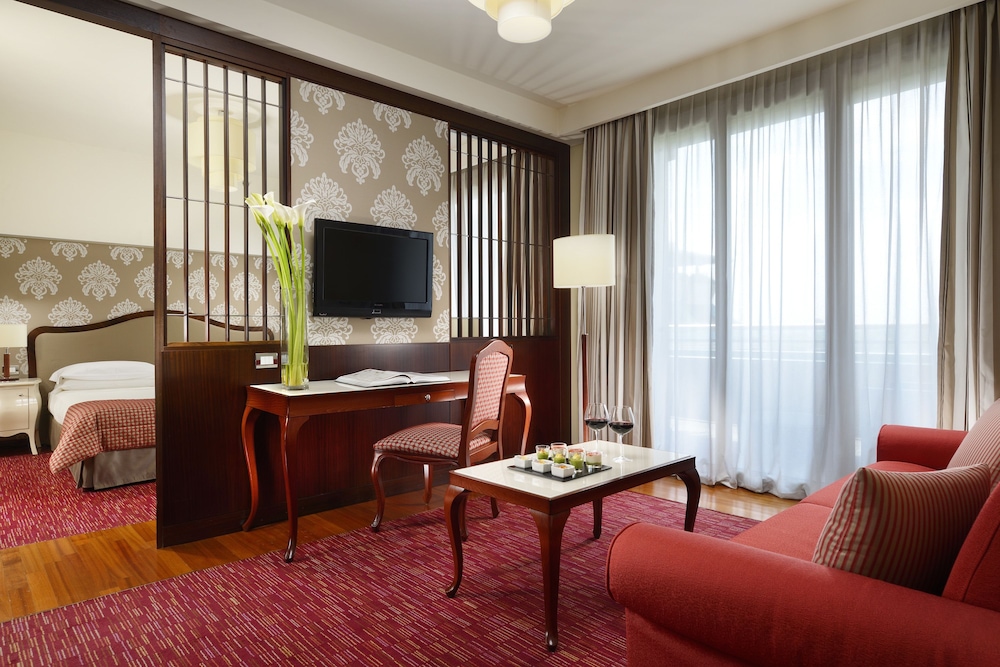 Junior Suite - Photo 2