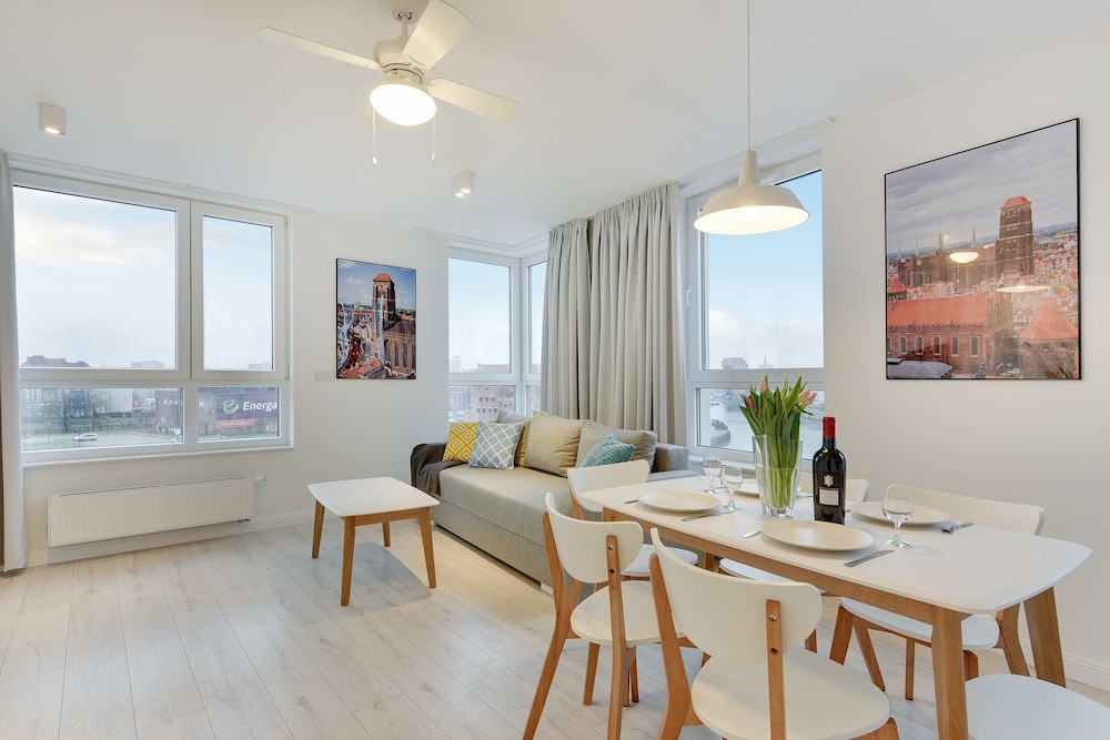 Deluxe Apartment, 2 Bedrooms, Kitchenette, River View photo 3